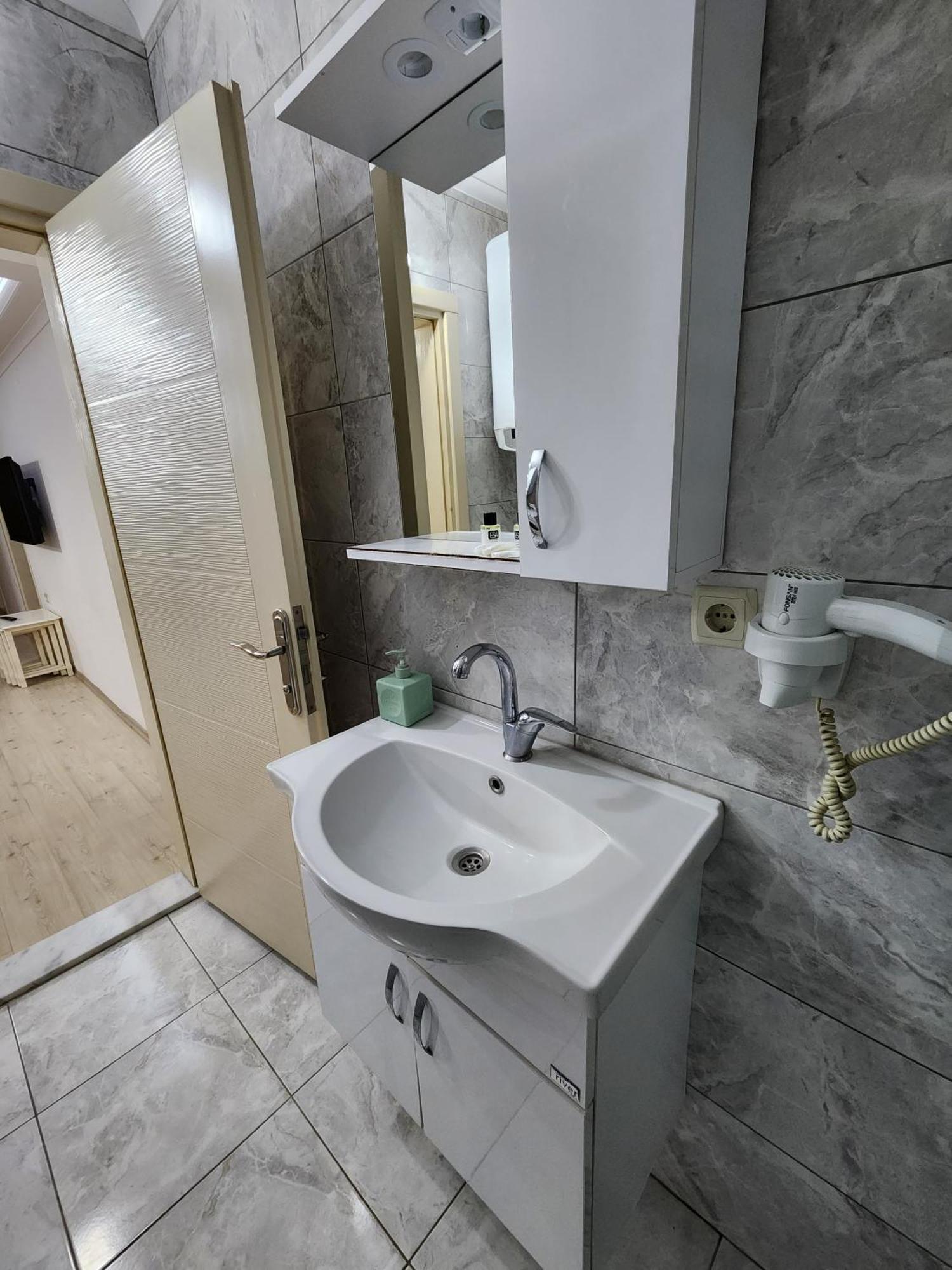 Esa Apart Hotel Trabzon Cameră foto